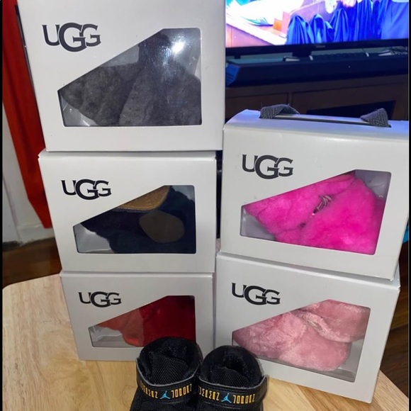 Uggs 0/1 - Picture 1 of 1